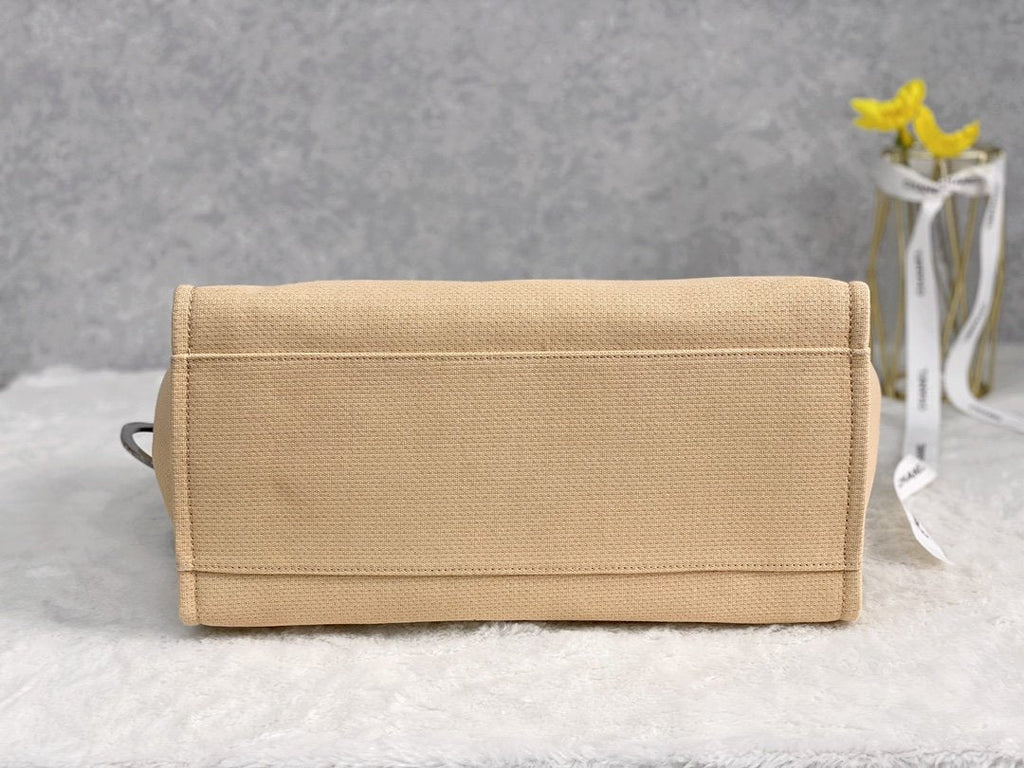 CHLSmall Shopping Bag Silver Hardware Raffia For Women, Women’s Handbags, Shoulder Bags 15.2in/39cm AS3257