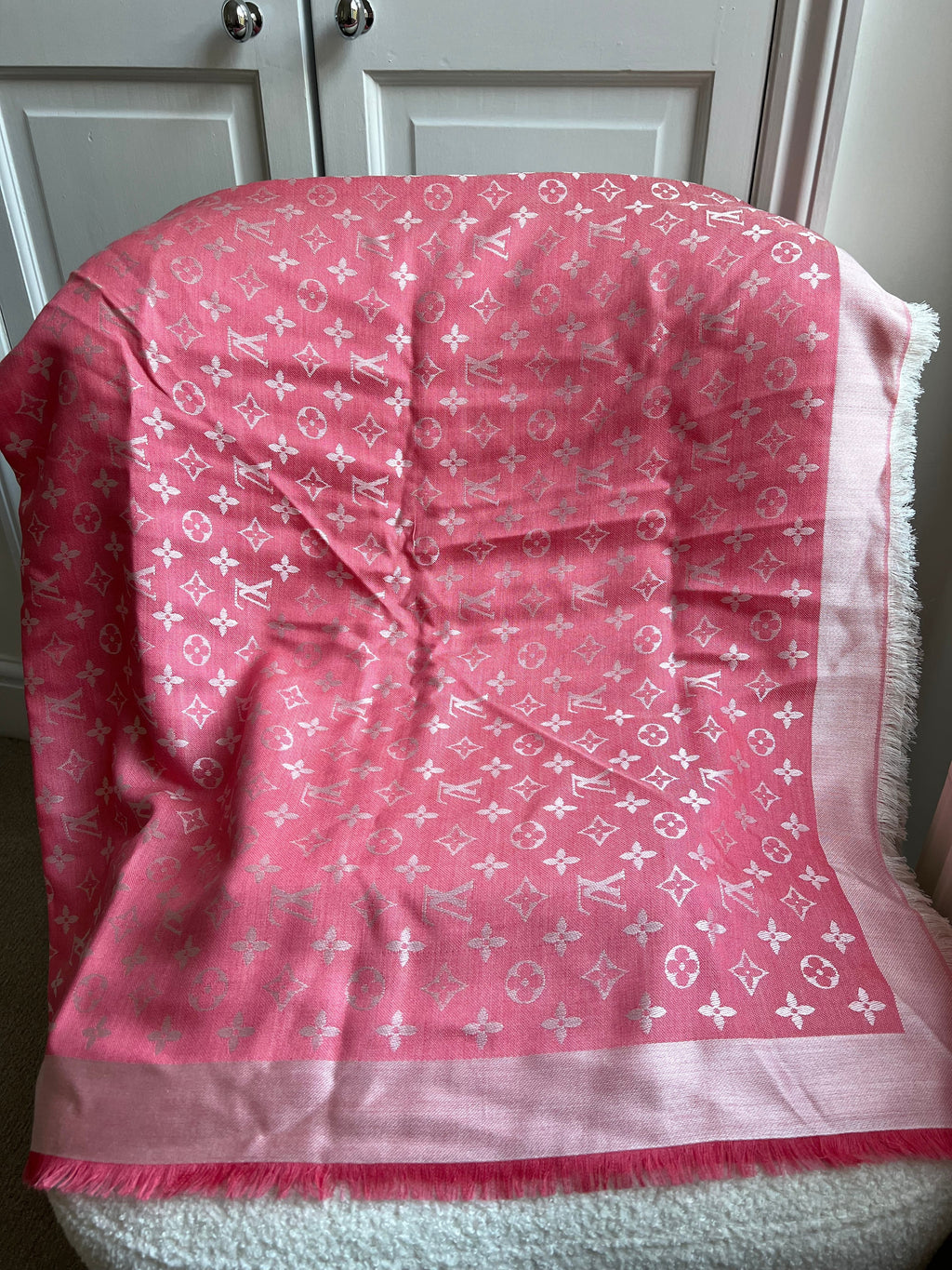 Louis Vuitton Pink Monogram Shawl (RRP £450)