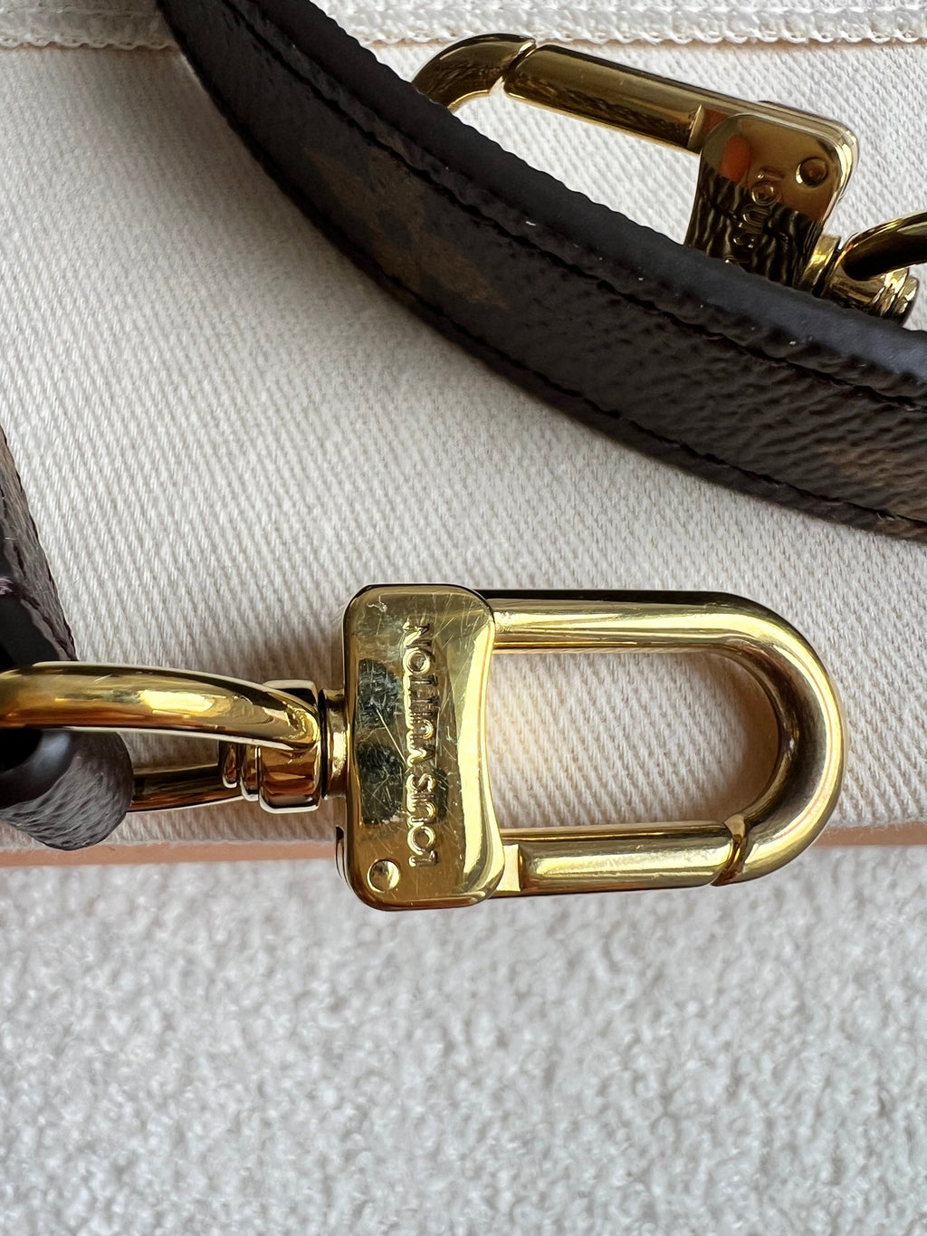 Louis Vuitton Pochette Metis Monogram (RRP £1,970)