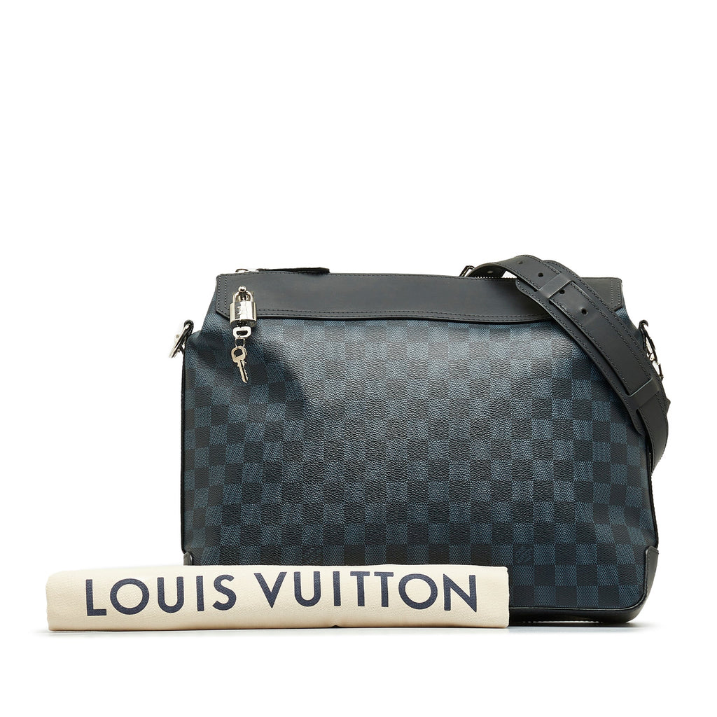Blue Louis Vuitton Damier Cobalt Greenwich Messenger Crossbody Bag