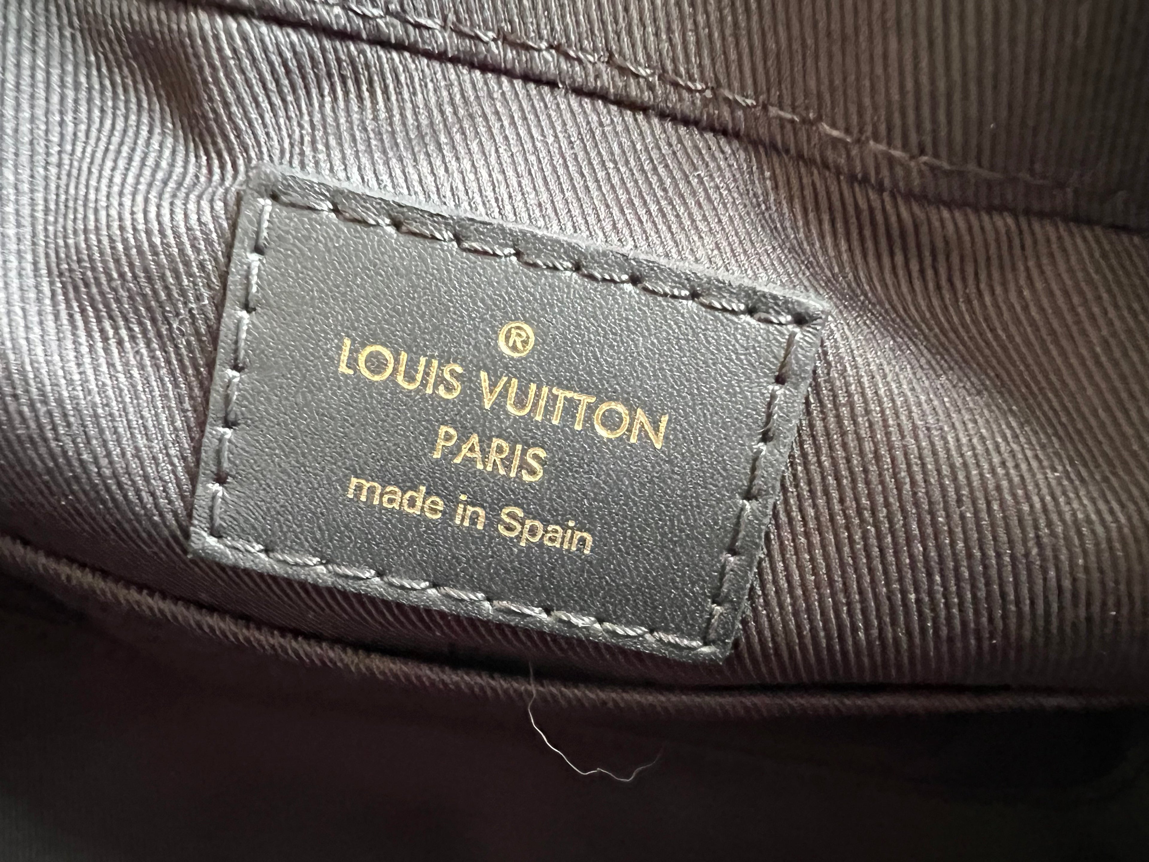 Louis Vuitton Saintonge Black and Monogram