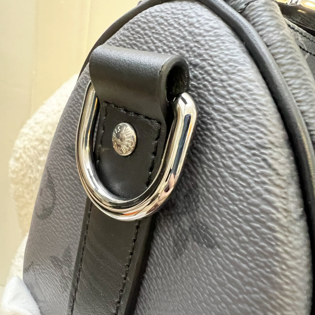 LV Keepall Bandoulière 25 in Monogram Eclipse Reverse Canvas SHW
