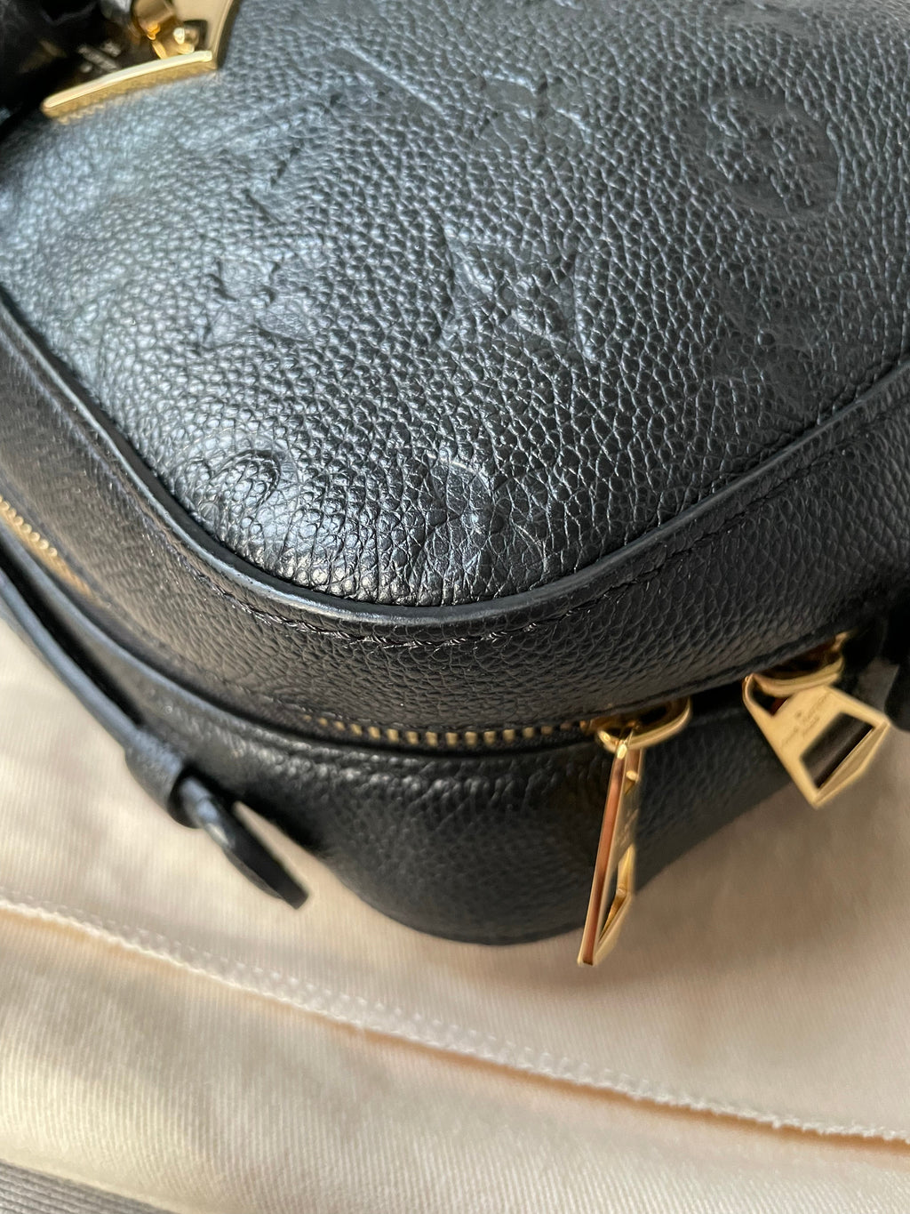 Louis Vuitton Saintonge Black Empreinte (RRP £1520)