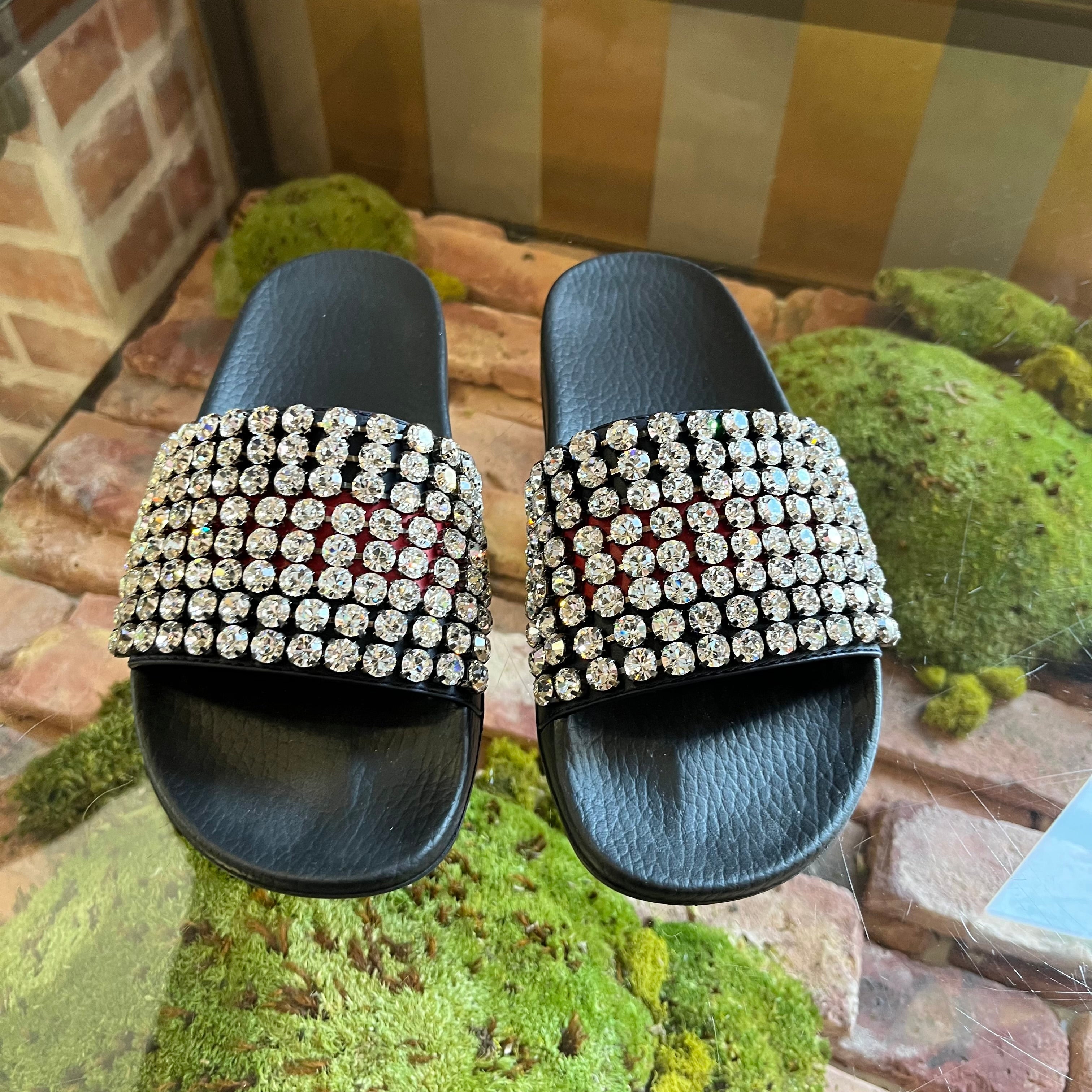 GUCCI Sylvie Web Accent Leather Slides SZ 37