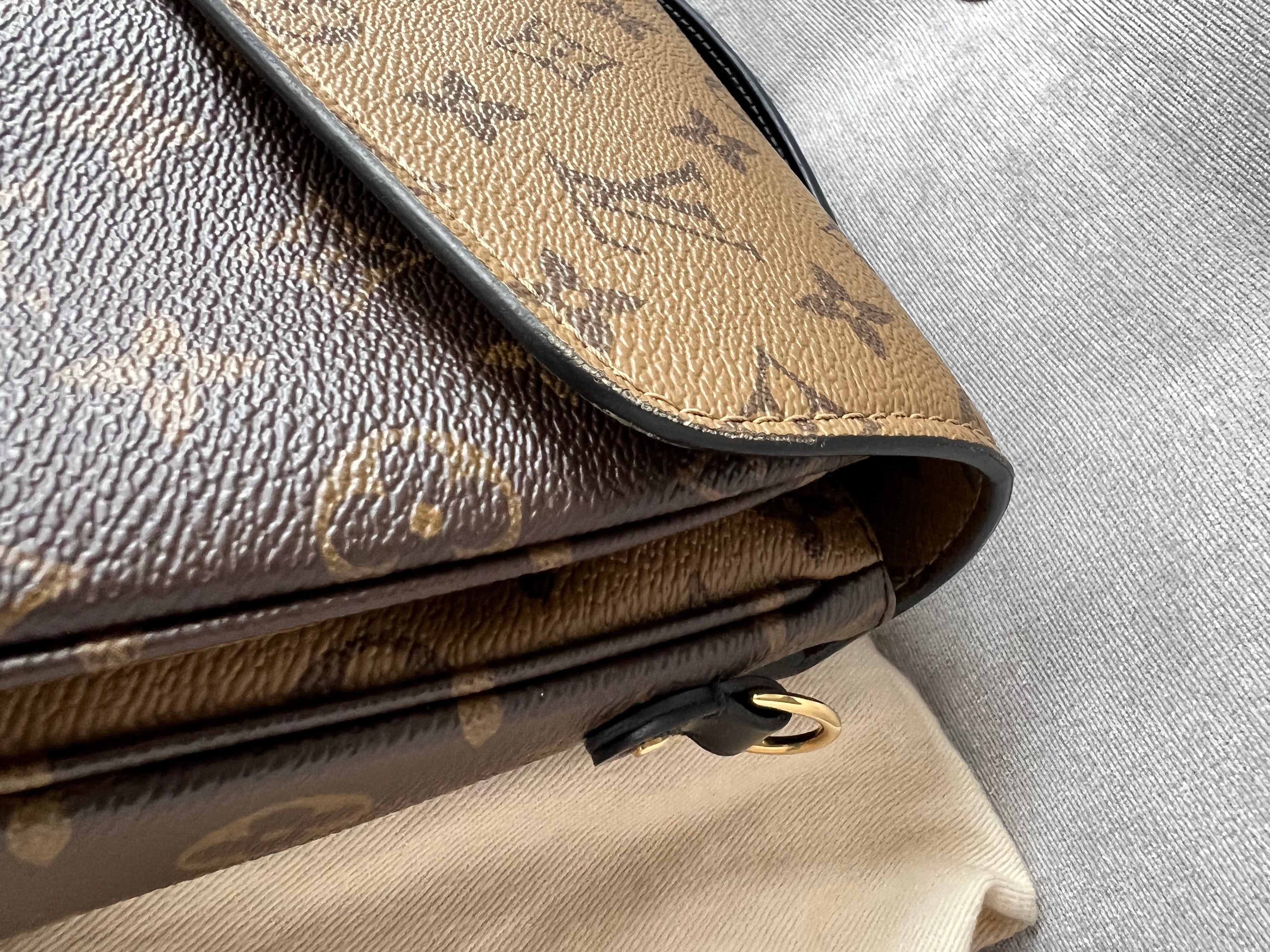 Louis Vuitton Pochette Metis Reverse Monogram (RRP £1,970)