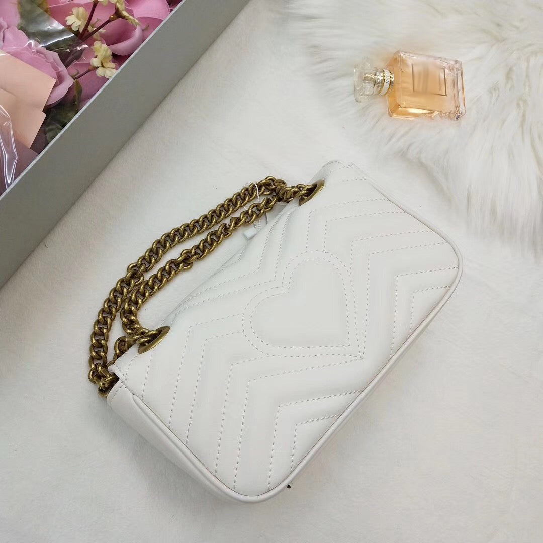 GC005 MEDIUM SIZE 10.2x5.9x2.8inch   SMALL SIZE 8.7x5.1x2.4inch
