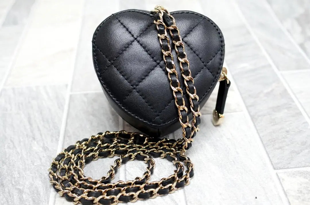 Chanel Heart Shape Matrasse Lambskin Complete with Accessories