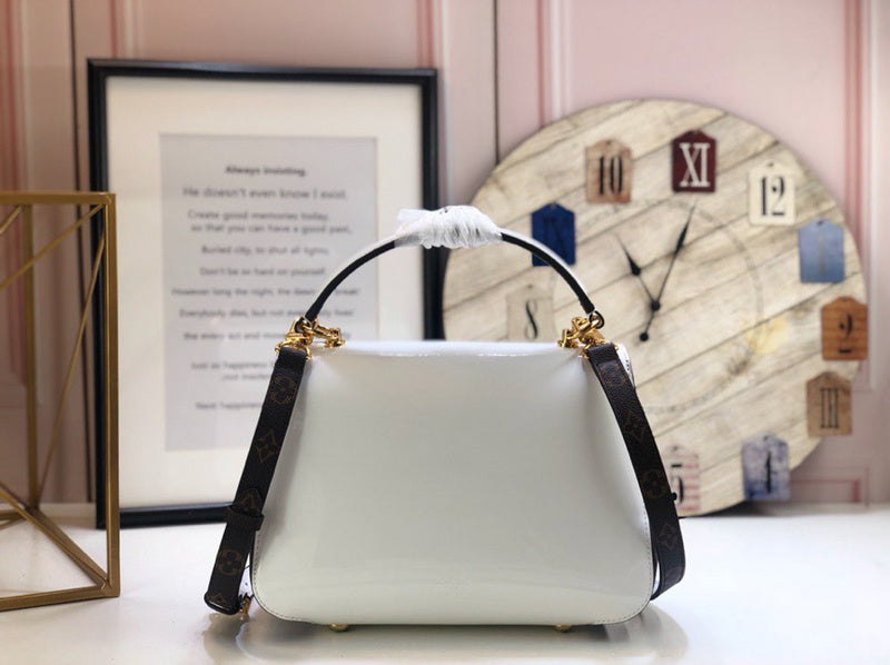 LOV2 Bags - Luxurious Bags  1838