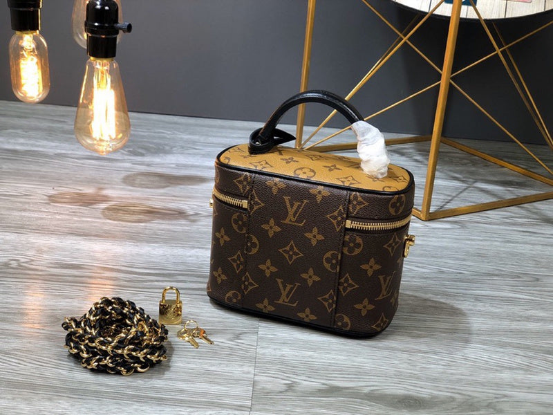 LOV2 Bags - Luxurious Bags  1842