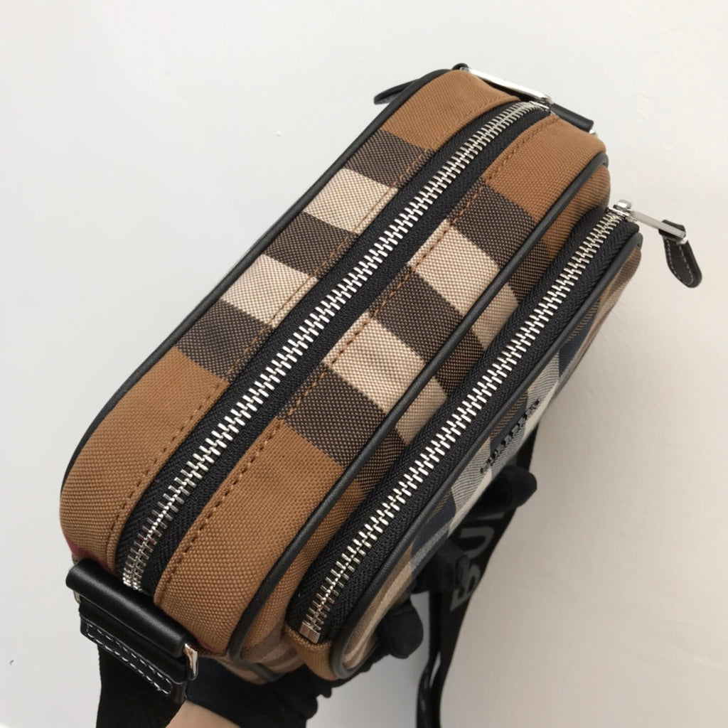 GLAMI Check Crossbody Bag For Men, Bags 8.9in/22.5cm 80491451