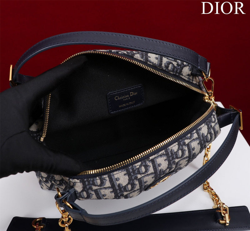 ELE - Dir Bags - 1711