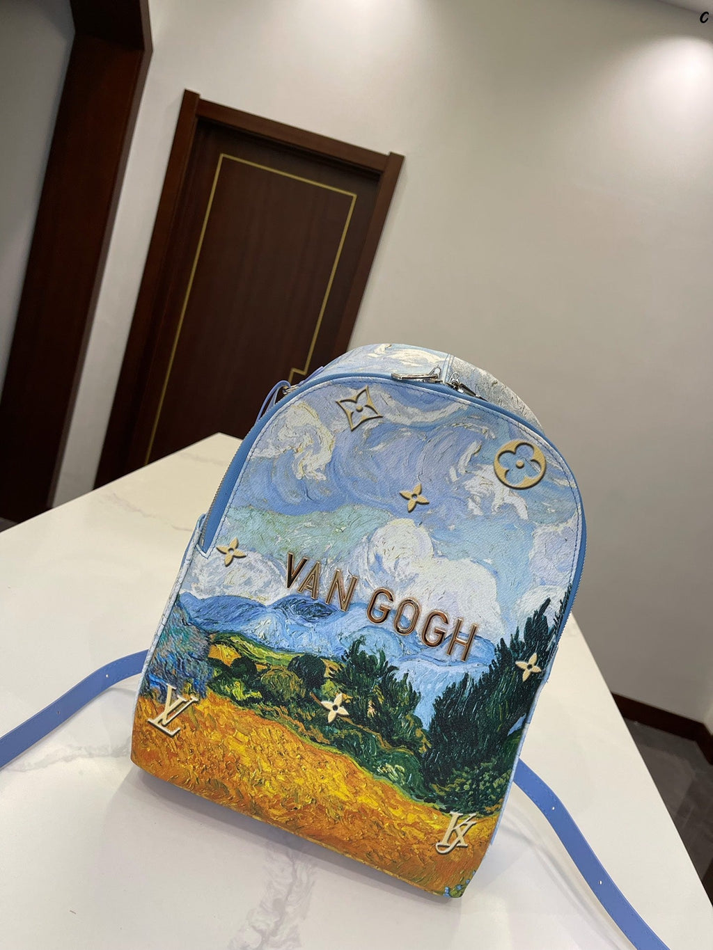 EN - Luxury Bags LUV 826