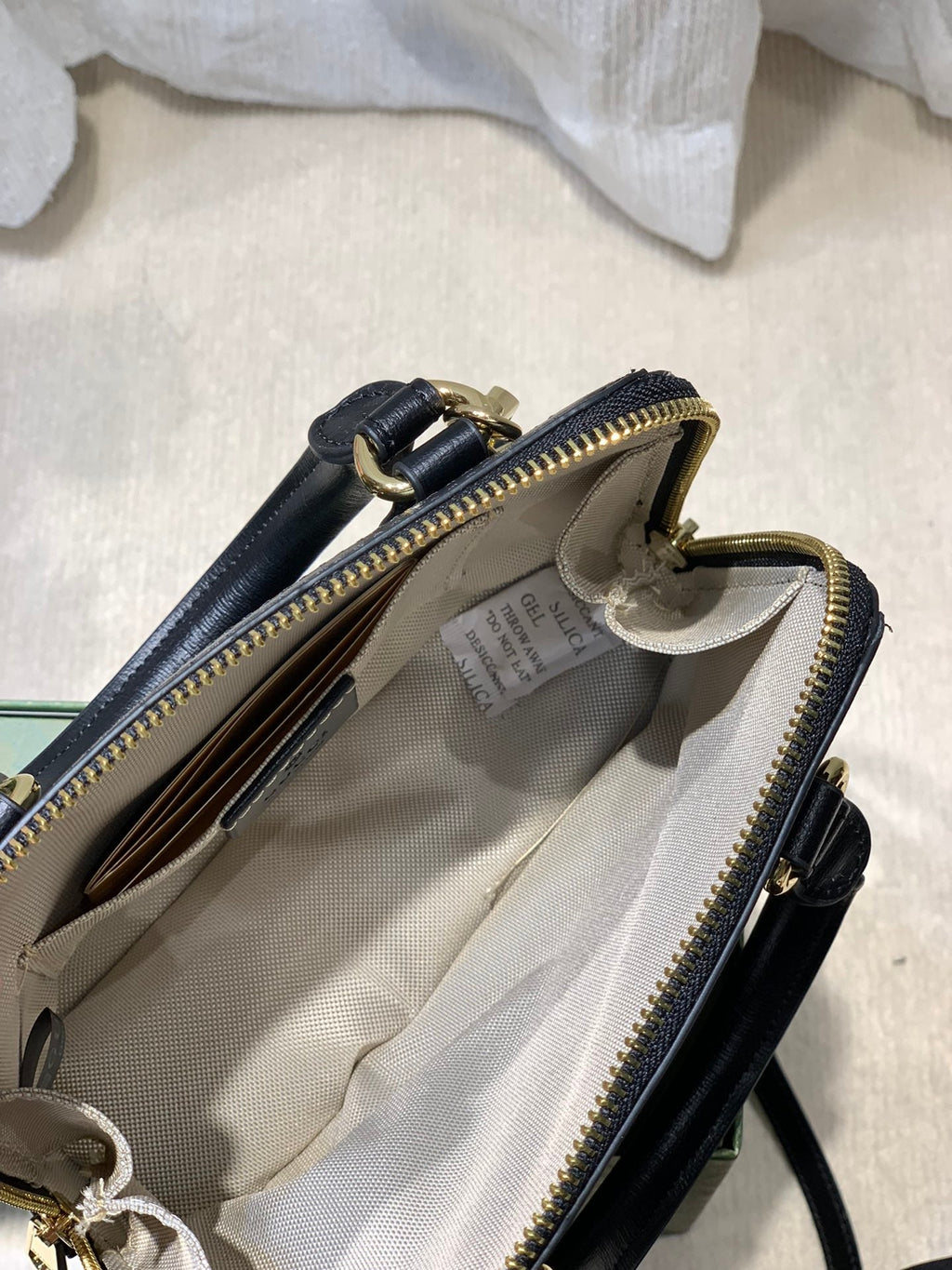 EN - New Bag GCI 449