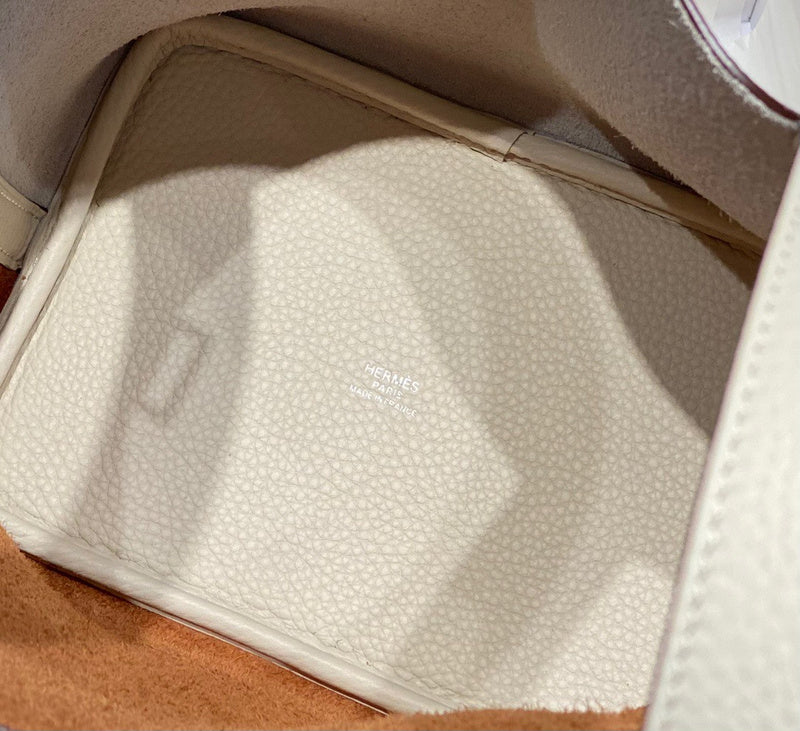 ELE - HMS Bags - 034