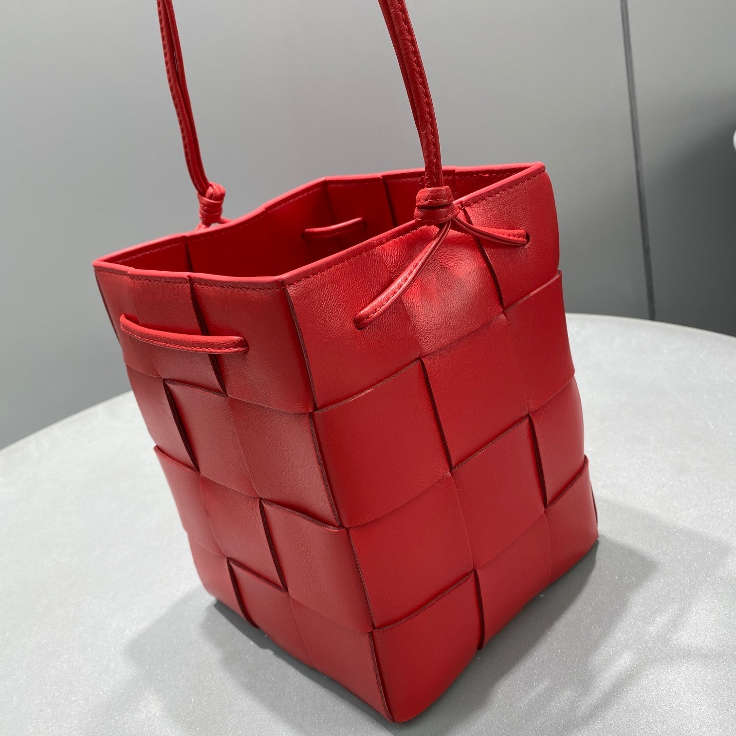 GLAMI Mini Cassette Bucket Bag Red, For Women, Bags 5.5in/14cm 680217VCQC46358