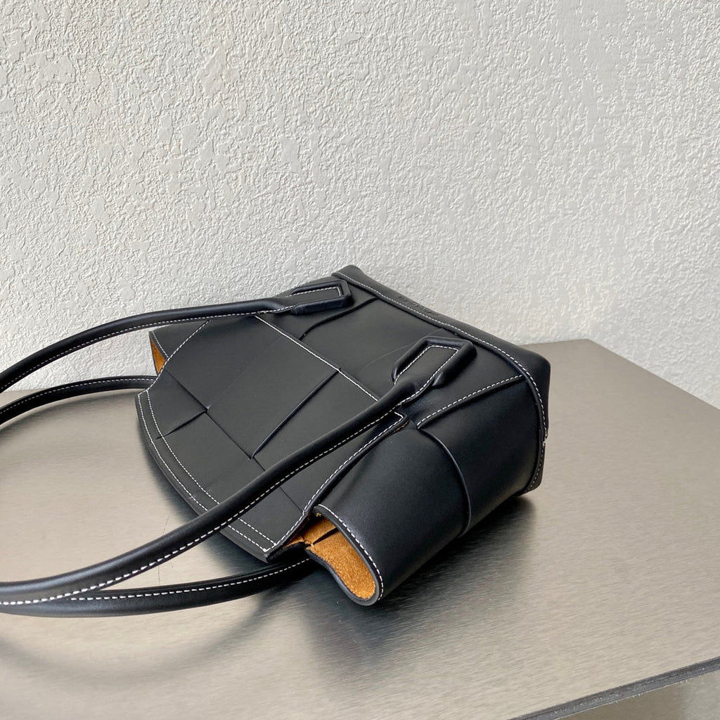GLAMI Arco Bag For Women 12in/33cm In Black