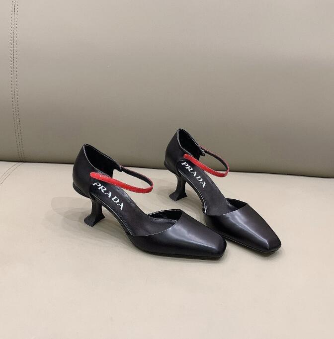 GlamyWomen Shoes - 654
