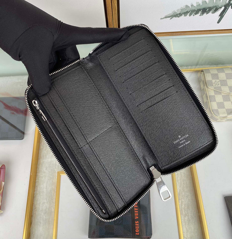 LOV2 Bags - Luxurious Bags  2419