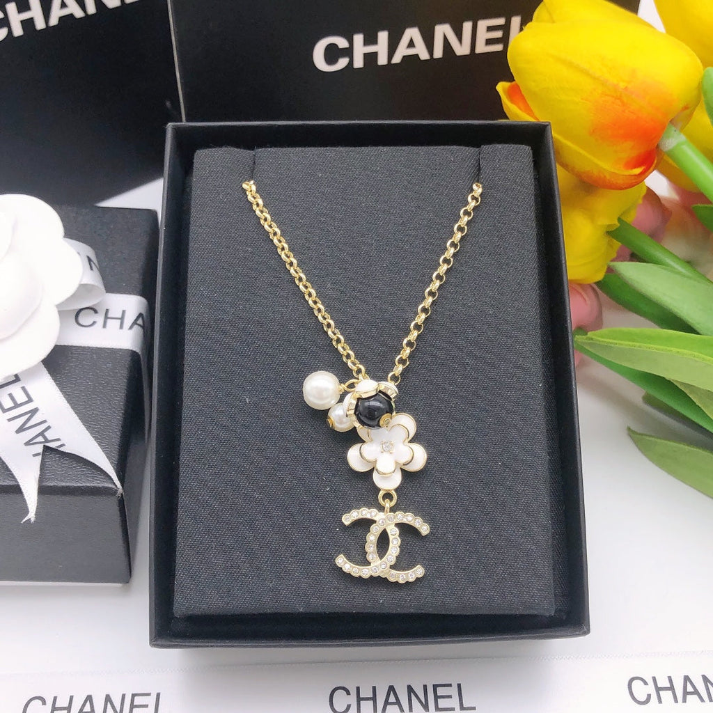 EN - Lux Necklace CHL006