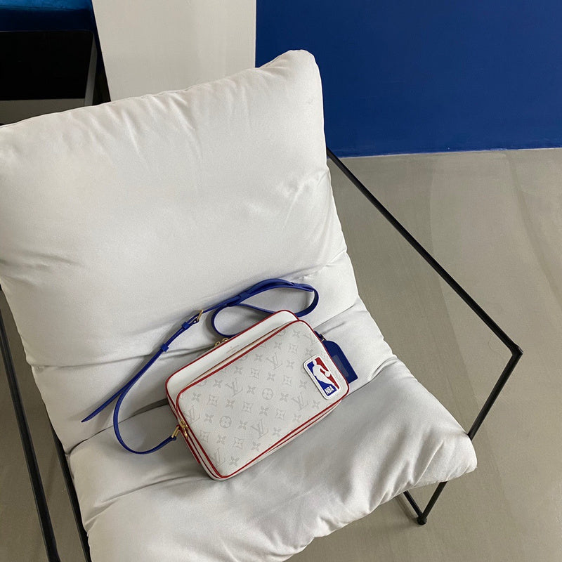 LOV2 Bags - Luxurious Bags  1537