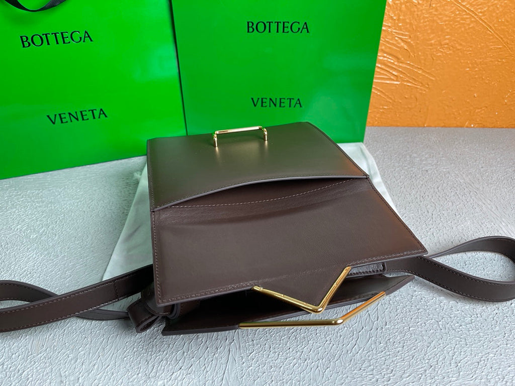 GLAMI Clip Bag Brown, For Women, WomenÃƒÂ¢Ã¢â€šÂ¬Ã¢â€žÂ¢s Bags 9in/23cm