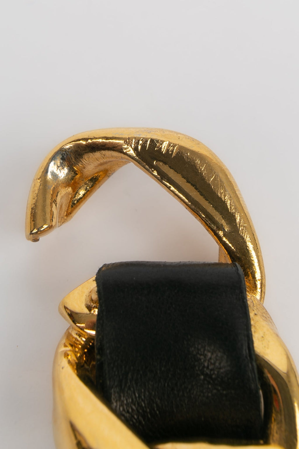 Bracelet en cuir Chanel