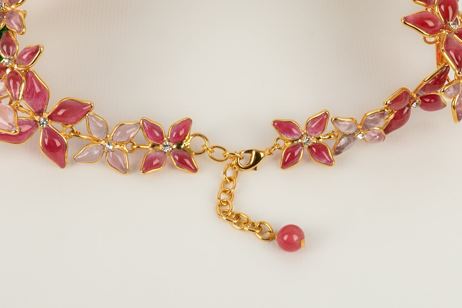 Collier Augustine