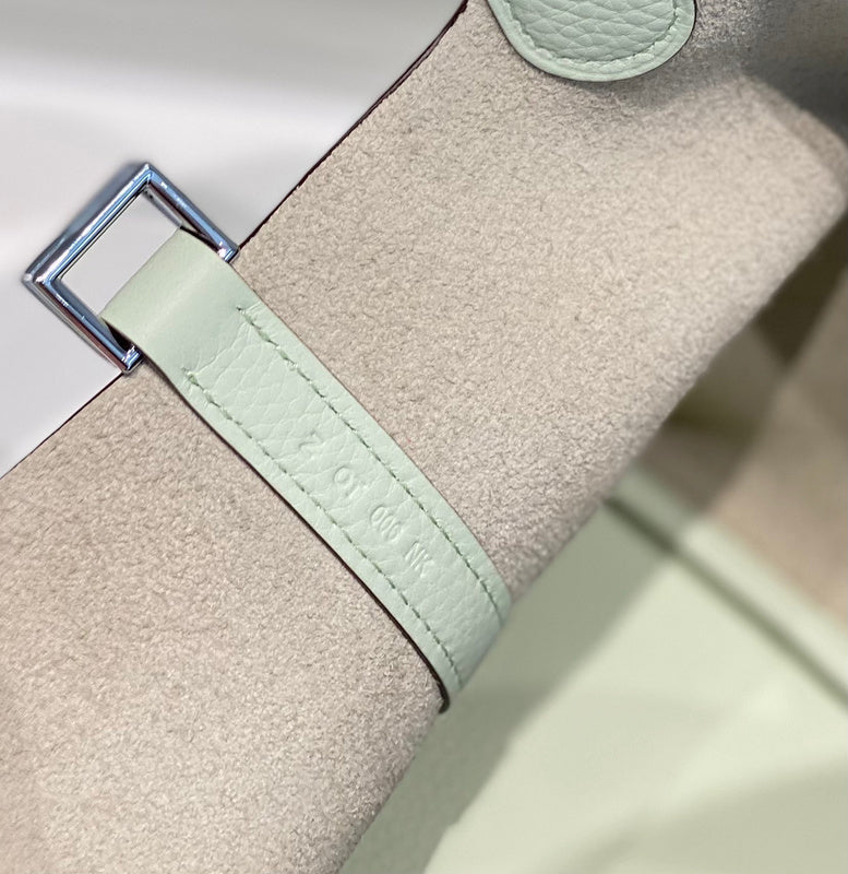 ELE - HMS Bags - 028
