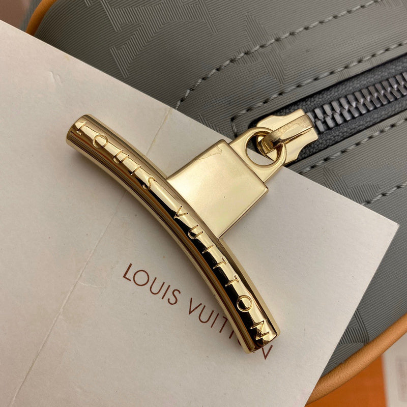 LOV2 Bags - Luxurious Bags  1947