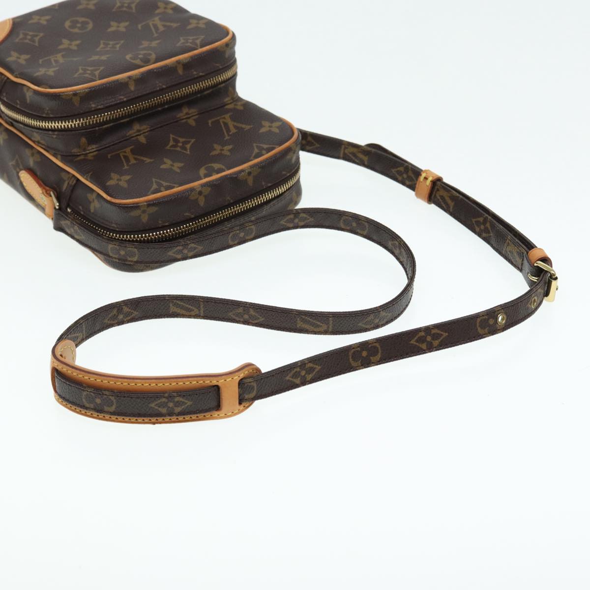 Louis Vuitton Amazon  Canvas Shoulder Bag