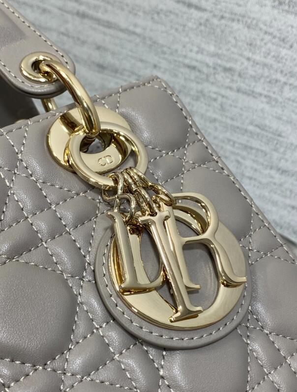 SAMCC - DOR Bags - 072