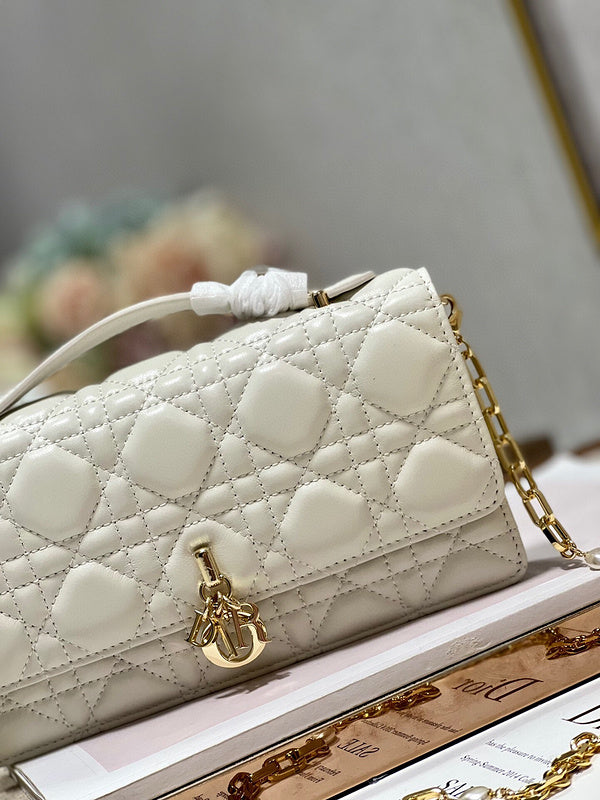 ELE - Dir Bags - 1408
