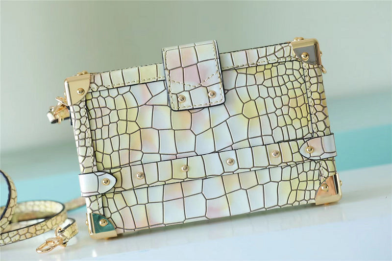 ELE - LUV Bags - 119
