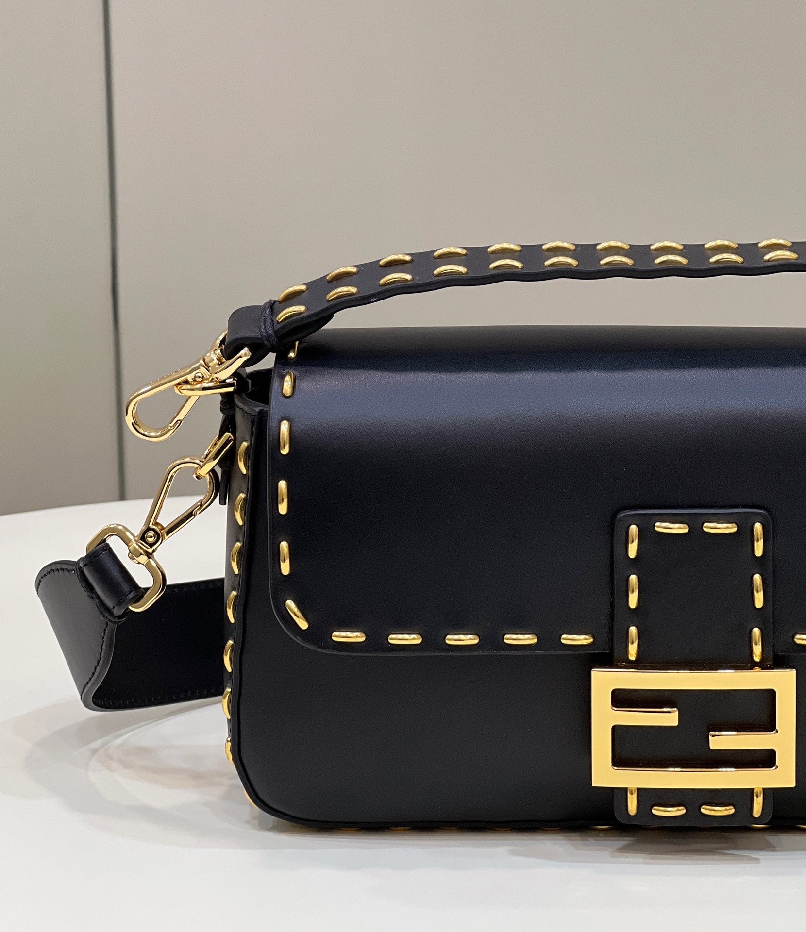 FI Mon Baguette MeGLAMIum Black Bag For Woman 28cm/11in
