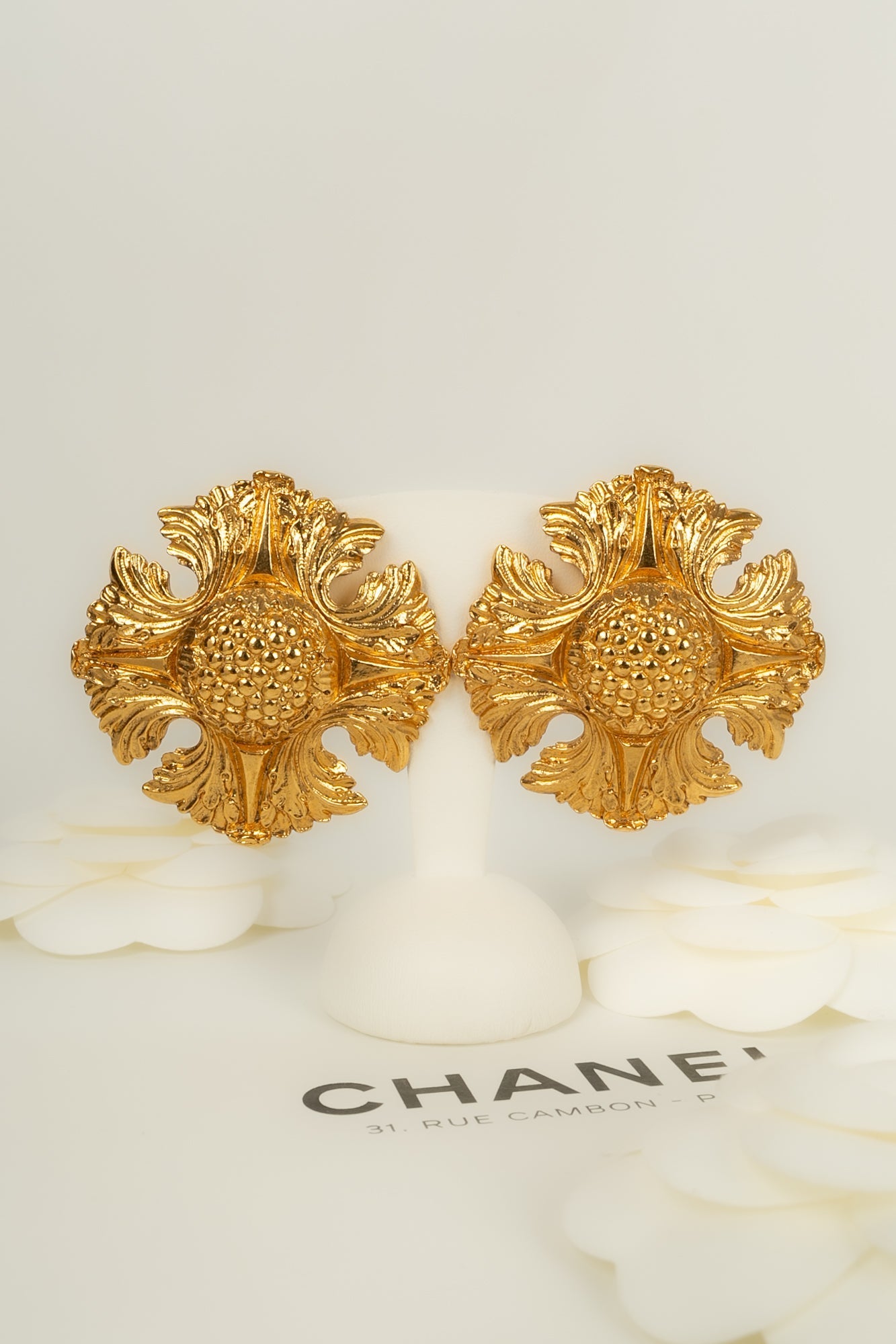 Boucles d'oreilles dorÃƒÆ’Ã‚Â©es Chanel
