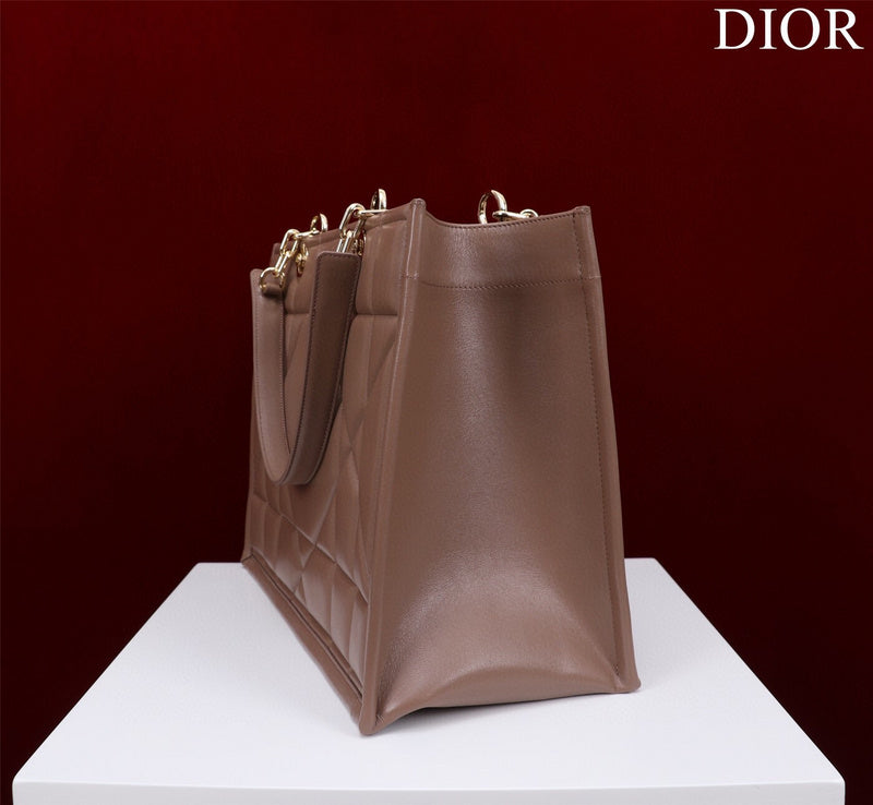 ELE - Dir Bags - 1726