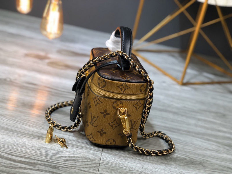 LOV2 Bags - Luxurious Bags  1844