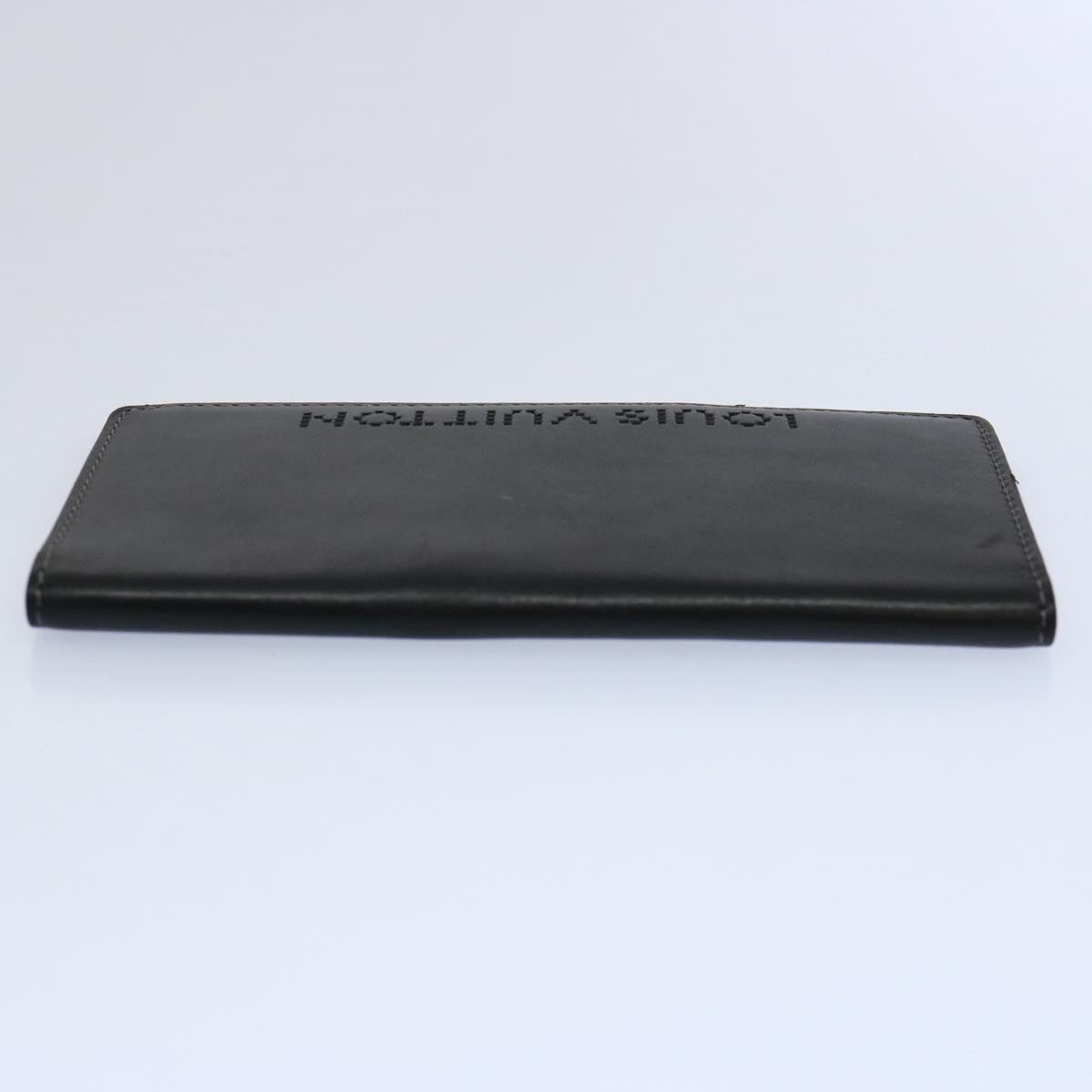 Louis Vuitton  Leather Wallet  ()