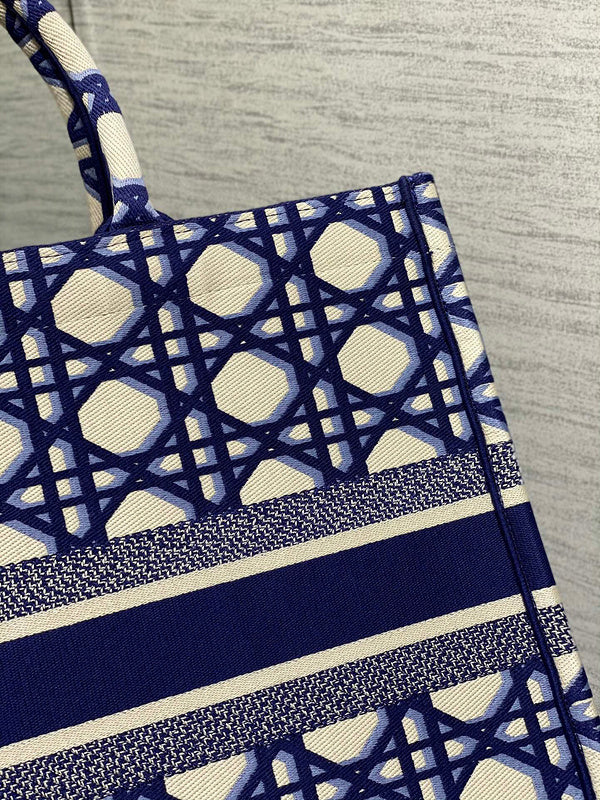 ELE - Dir Bags - 038