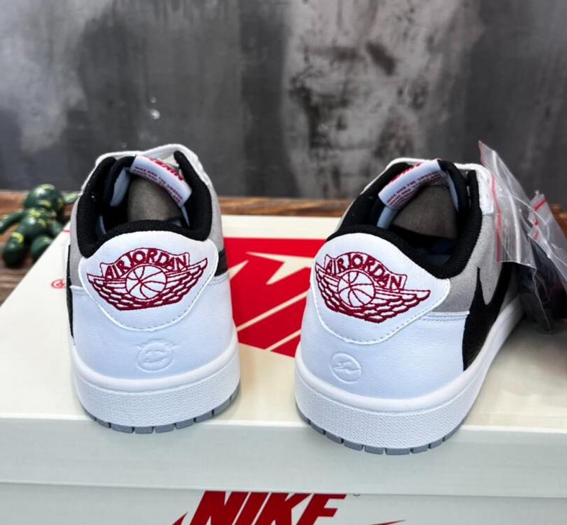 SAMC - NKE Shoes - 892