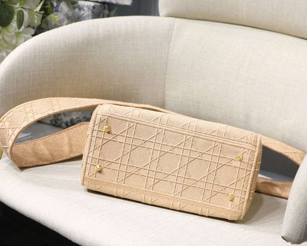 GLAMI MeGLAMIum Lady Bag Gold Toned Hardware Beige For Women 9.5in/24cm CD