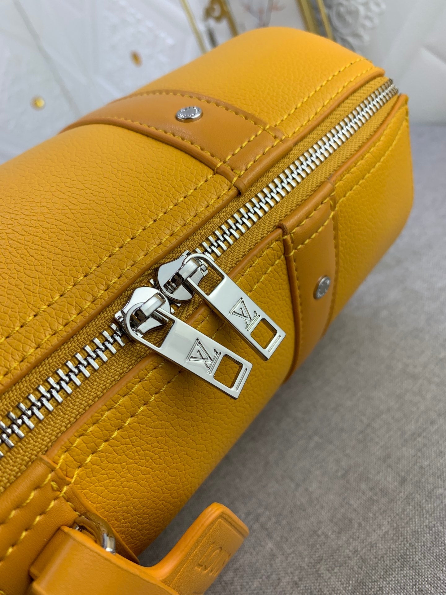 EN - New Arrival Bags LUV 680