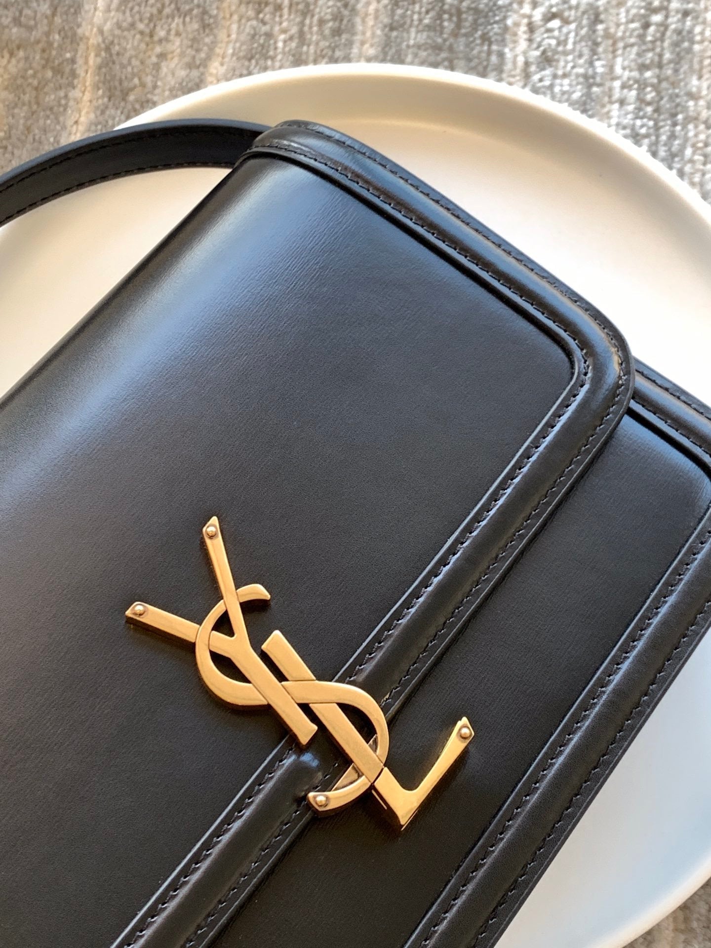 GLAMI Solferino MeGLAMIum Satchel Bag In Box Black With Gold Hardware For Women 9in/23cm YSL 6343050SX0W1000