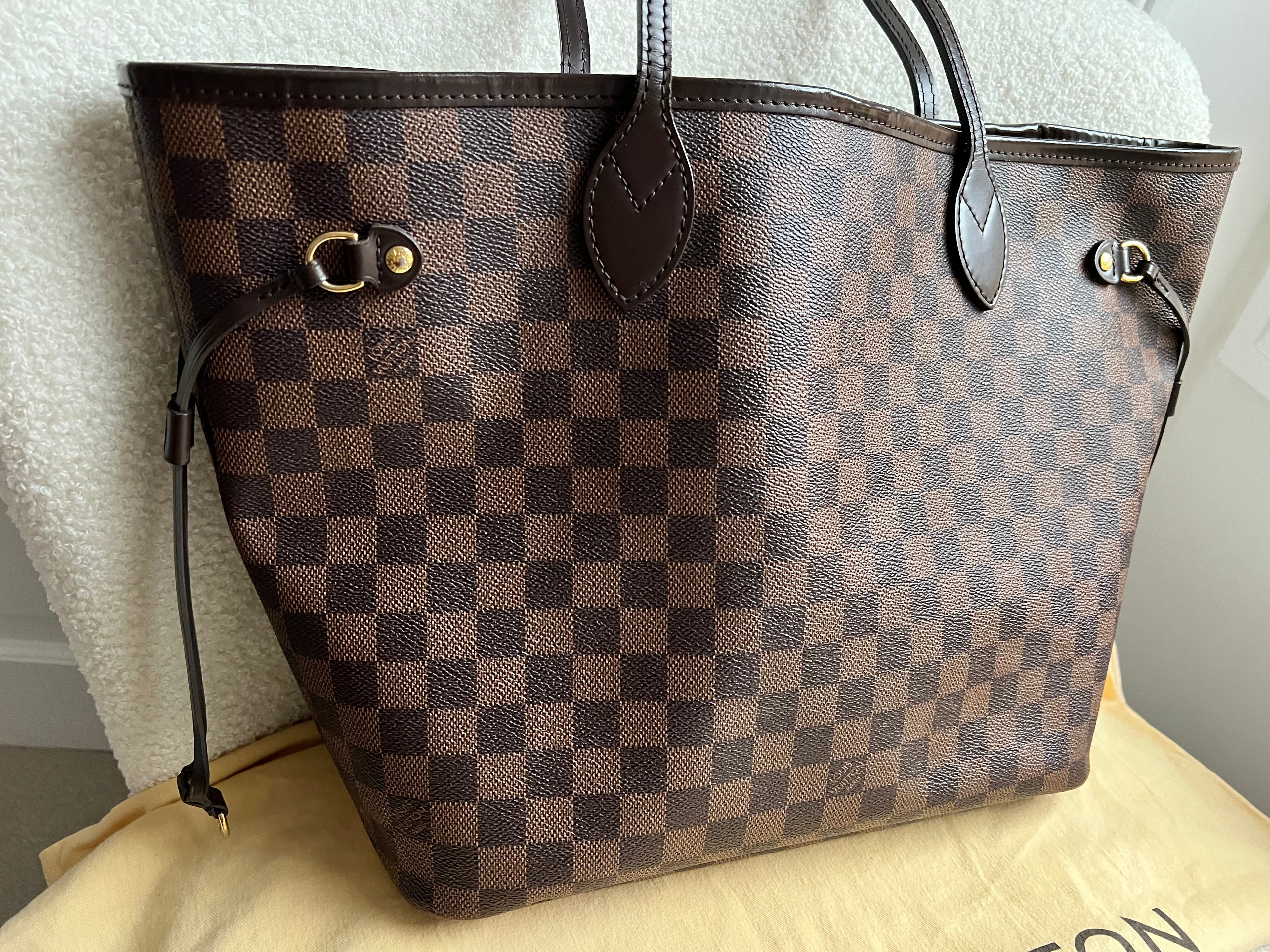 Louis Vuitton Neverfull MM Damier Ebene Cherry Interior (RRP £1,410)