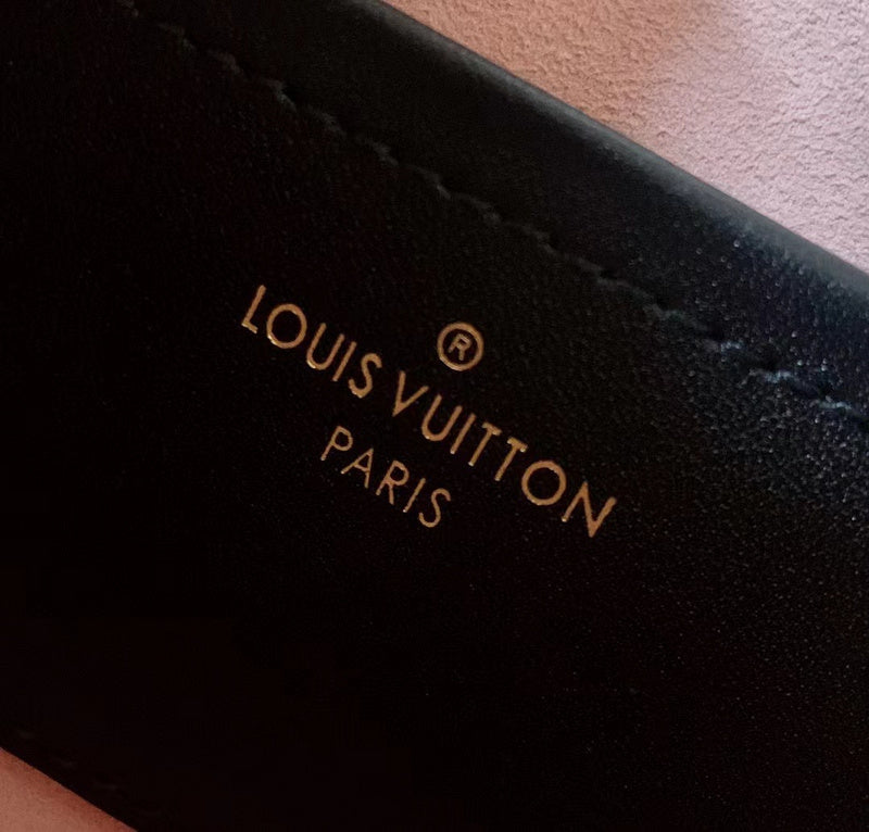 LOV2 Bags - Luxurious Bags  1496