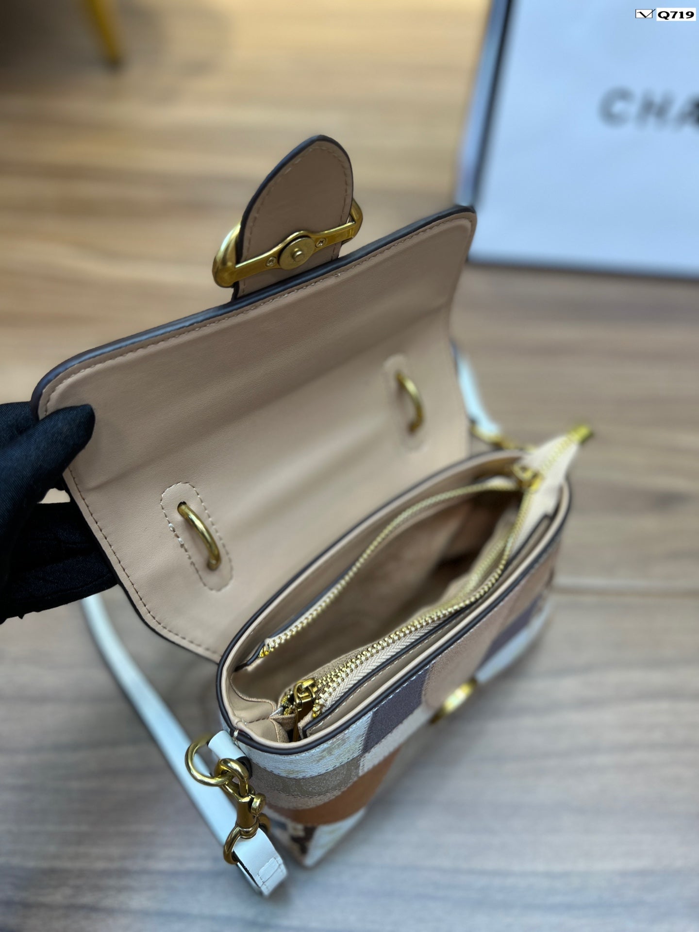 EN - New Lux Bags CHL 351