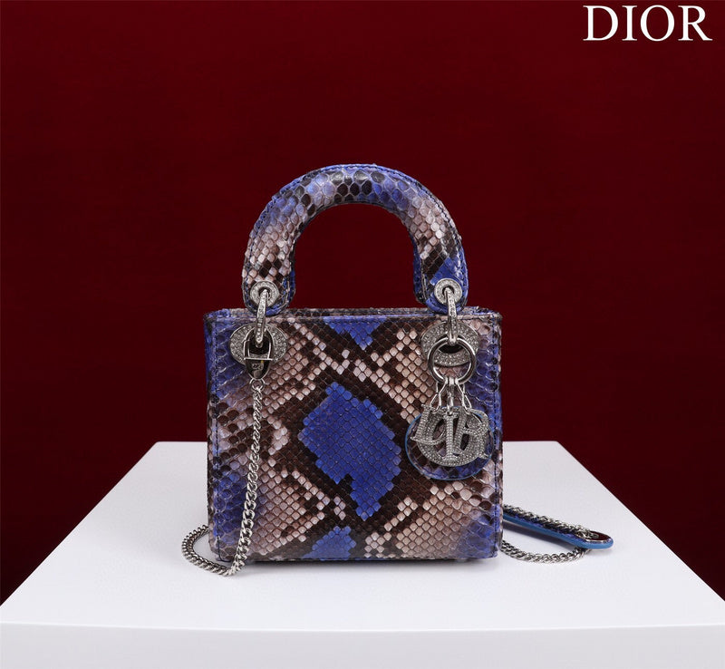 ELE - Dir Bags - 1703