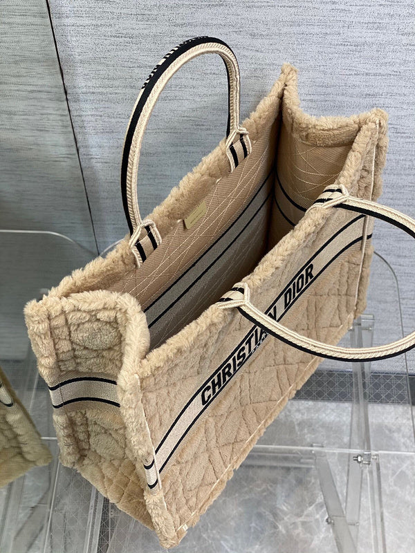 ELE - Dir Bags - 1904