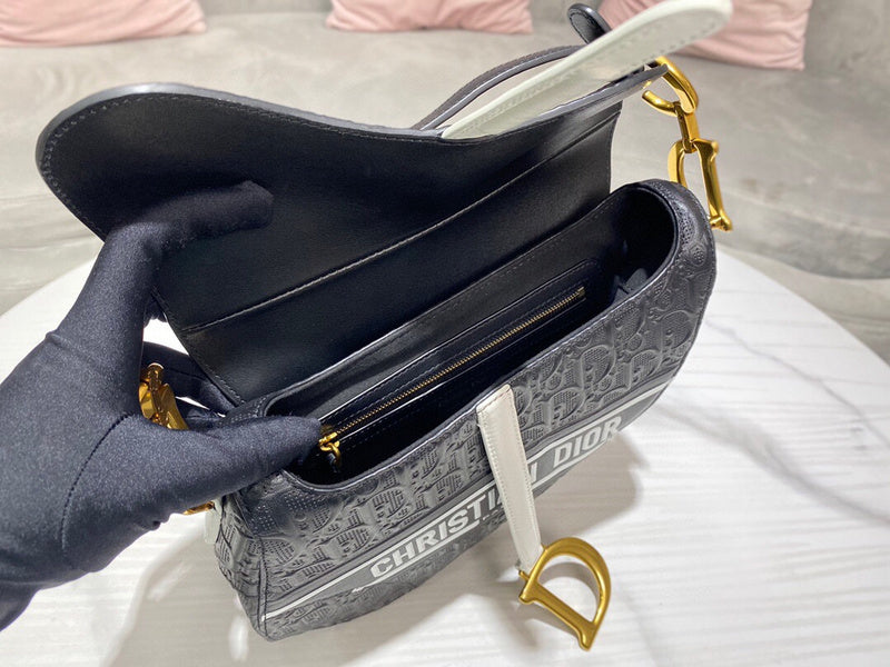 ELE - Dir Bags - 1509