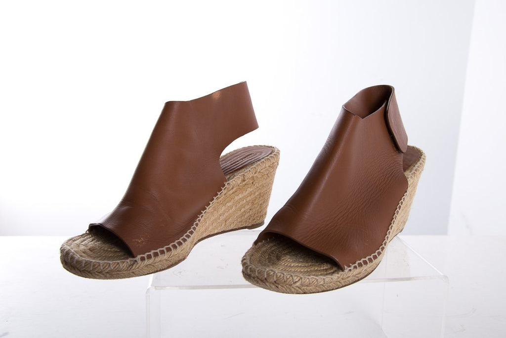 CÃƒÆ’Ã‚Â©line Brown Leather Espadrilles Wedges SZ 38